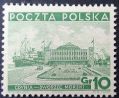 POLOGNE -  Gare Maritime De Gdynia Et Paquebot Batory - Unused Stamps