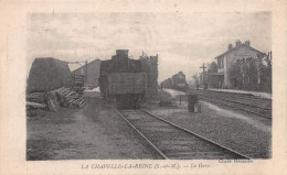 La CHAPELLE-la-REINE (Seine-et-Marne) - La Gare Avec Train - La Chapelle La Reine