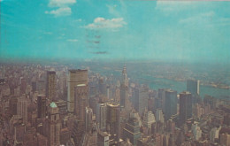 New York City - View Looking Northeast From The Emplre State Building - Formato Piccolo Viaggiata Mancante Di Affrancatu - Other Monuments & Buildings