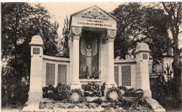 Lamotte-Beuvron Monument Aux Morts De La Grande Guerre Militaria Patriotique Propagande Honneur à Nos Soldats Conflit - Monuments Aux Morts