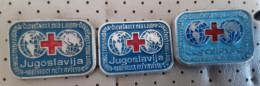 Red Cross Humanity Yugoslavia Pins - Médical