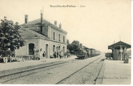 CPA  Neuville De Poitou La Gare Avec Le Train à Quai - Neuville En Poitou