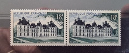 FRANCE Variété Yvert N°980 (taches Bleues Sur Paire Au Dessus De FRANçAISE) ** MNH - Unused Stamps