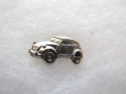 PIN'S    CITROËN  2  CV   Zamak  Relief   Petit Modèle   21 X 17 Mm - Citroën