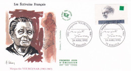 FDC--1993-- Ecrivains Français-- Marguerite  YOURCENAR     .......cachet  BAILLEUL - 59 - 1990-1999