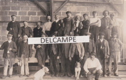 St-AMAND-en-PUISAYE - Carte Photo Intérieur De La Scierie Avec Son Personnel Et Ses Ouvriers 1924 - Saint-Amand-en-Puisaye