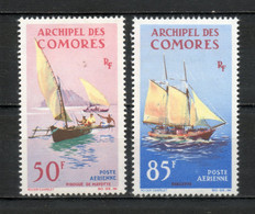 COMORES PA  N° 10 + 11    NEUFS SANS CHARNIERE COTE 9.50€   PIROGUE BATEAUX - Poste Aérienne