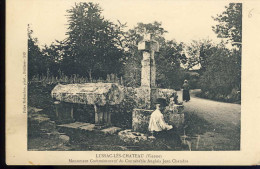 Lussac Les Chateaux Monument Commémomoratifdu Connétable Anglais Jean Chandos - Lussac Les Chateaux