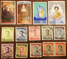 Thaïlande : Petit Lot De 30 Timbres (voir 2 Photos) - Thailand