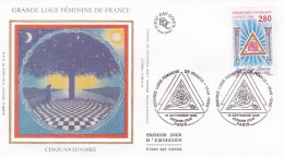 FDC Soie --1995--  50 Ans Grande Loge Féminine De France (franc Maçonnerie) .......cachet PARIS - 75 - 1990-1999