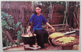 [MYANMAR] - Young Girl At Pha Jao - Myanmar (Burma)
