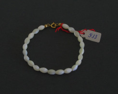 ARMBANDJE IN PARELMOER (NIEUW) (933) - Bracelets