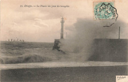 FRANCE - Dieppe - Le Phare Un Jour De Tempête - Carte Postale Ancienne - Dieppe