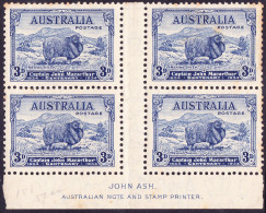 AUSTRALIA 1934 KGV 3d Blue, Marino Ram, Of 4 SG151 MNH With Bottom & Centre Gutters - Nuevos