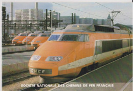 77 . MELUN . SAMEDI 19 MAI 1984 A 11H .   BAPTEME DE LA RAME  " TGV 70 "  " MELUN "   JEAN MALPEL  Maire De Melun - Spoorweg