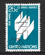 ONU NEW YORK. PA 22 Oblitéré De 1977. Lettre Aérienne Ailée. - Posta Aerea