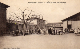 CPA -  VENUSSIEUX  (69)  L' Ecole De Filles,  Vue Intérieure - Vénissieux