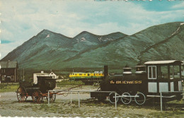 Yukon Territory Old And New - The Ancient "Duchess" And The Stagecoach On View At Carcross, Yukon Streamliner In Back - Yukon