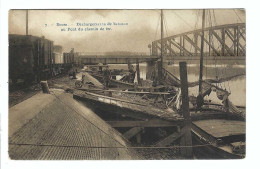 7 - Boom - Déchargements De Bateaux Au Pont Du Chemin De Fer  1909 - Boom