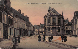 CHATEAUNEUF En THYMERAIS-place De L'hôtel De Ville (colorisée,état) - Châteauneuf