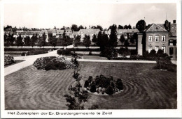 Het Zusterplein, Broedergemeente, Zeist 1943 (UT) - Zeist