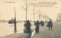 Charenton Le Bon * Le Quai Et La Place Des Carrières Submergés * Inondations Janvier 1910 * Bateau Lavoir ? - Charenton Le Pont