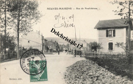 CPA 54 0015 NEUVES-MAISONS - RUE DE NEUFCHÂTEAU - ANIMÉE ÉCRITE ET CIRCULÉE - ÉDITION DEVISOT - Neuves Maisons