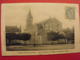 Carte Postale Vienne 86. Neuville De Poitou. Vue D'ensemble De L'église Et Champ De Foire - Neuville En Poitou