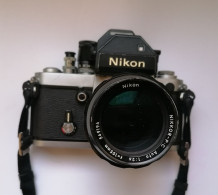 NIKON F2 PHOTOMIC NIKKOR 105 Mm F:2,5 + FOCUSING SCREEN G SPEDIZIONE GRATIS - Cameras