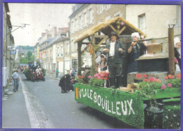 Carte Postale 61. Putanges  Comice Agricole 1988 Le Char Des Bouilleurs De Crus  Très Beau Plan - Putanges