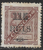 Portuguese Congo – 1902 King Carlos Surcharged 115 On 2 1/2 Réis Mint Stamp - Portugees Congo