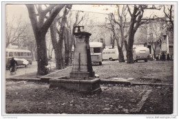 CPSM - TRETS (Bouches Du Rhône) - Place De La Mairie - Trets