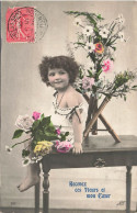 FANTAISIES - Recevez Des Fleurs Et Mon Cœur - Petite Fille Avec Des Fleurs - Carte Postale Ancienne - Other & Unclassified