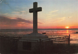 MONDE - Bord De Mer - Coucher De Soleil - Colorisé - Carte Postale - World