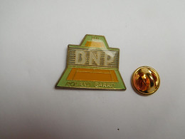 Beau Pin's , Tennis Roland Garros 88 , Banque BNP - Tennis