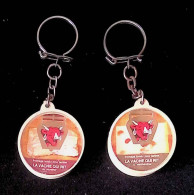 Porte Clés, Clefs, La VACHE QUI RIT, à L'emmenthal, Au Munster, 2 Scans, LOT DE 2 PORTE CLES,  Frais Fr 2.25 E - Key-rings