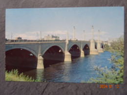 MEMORIAL BRIDGE - Springfield