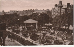 SOUTHPORT - MUNICIPAL GARDENS - Southport