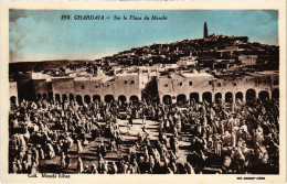 CPA AK GHARDAIA Sur La Place Du Marche ALGERIA (1380513) - Ghardaïa