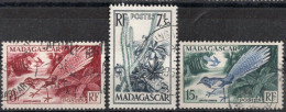 MADAGASCAR Timbres-Poste N° 322 à 324 Oblitérés TB Cote : 2€00 - Gebruikt