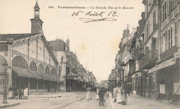 Fontainebleau * La Grande Rue Et Le Marché * Les Halles * Commerces Magasins - Fontainebleau