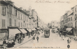 Fontainebleau * La Place De L'étape Aux Vins * Tram Tramway * épicerie * Relieur - Fontainebleau