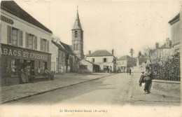 LE MESNIL ST DENIS La Rue De L'église - Le Mesnil Saint Denis