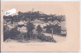 LA TRINITE- LE VILLAGE PRES DE CHATEAUFORT- CARTE PIONNIERE - Altri & Non Classificati