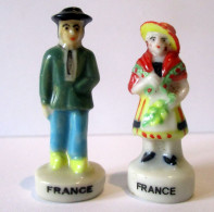 Fèves Brillantes  - Un Gentil Petit Couple De Français - Pays