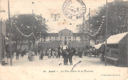 Rueil Malmaison       92       La Fête, Place De La Caserne    N° 51   (voir Scan) - Rueil Malmaison