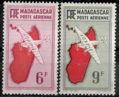 MADAGASCAR Timbres-poste Aérienne N°21* & 23* Neufs Charnières TB  cote :1€50 - Aéreo
