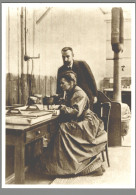 CPM - Pierre Et Marie Curie - Hangar De La Découverte - Nobel Prize Laureates