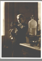 CPM - Marie Curie - A L'Institut Du Radium - Femmes Célèbres