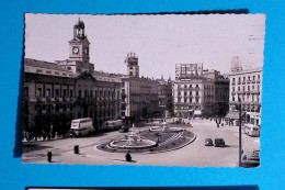 Cp, Espagne, MADRID, Puerta Del Sol, Place De La Puerta Del Sol, Voyagée 1953 - Madrid